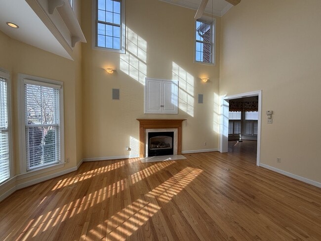 282 Walt Whitman Ave in Newport News, VA - Building Photo - Building Photo