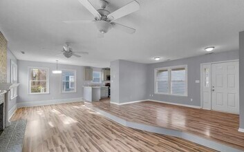 2456 Saddleridge Dr in Jacksonville, NC - Building Photo - Building Photo