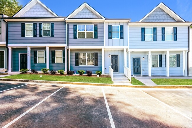 3573 Saratoga Cir