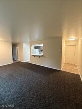 620 Lakeside Dr in Cambridge, OH - Building Photo - Building Photo