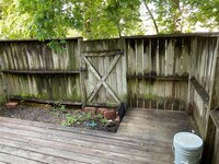 12910 Ashford Point Dr photo'