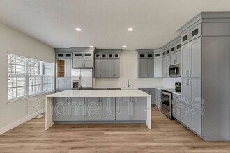 105 Chandlerpoint Way in Draper, UT - Building Photo - Building Photo