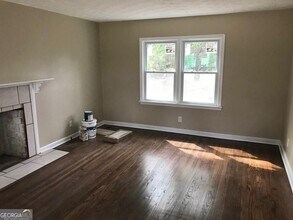 839 Mimosa Dr in Forest Park, GA - Building Photo - Building Photo