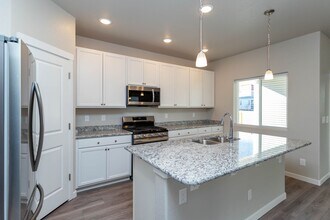 7611 Ochre Vw in Colorado Springs, CO - Building Photo - Building Photo