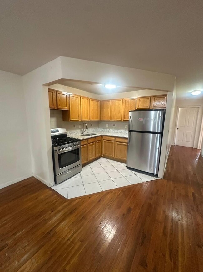 2796 Marion Ave in Bronx, NY - Building Photo - Building Photo
