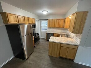 2924 West Ave SW in Wyoming, MI - Building Photo - Building Photo