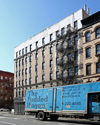 201 W 105th St in New York, NY - Foto de edificio - Building Photo