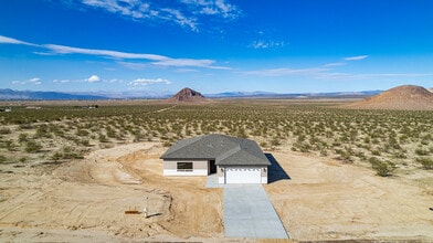 10801 Glen Rd in California City, CA - Building Photo - Building Photo