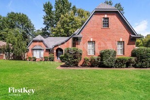 8410 Walnut Tree Dr in Memphis, TN - Building Photo