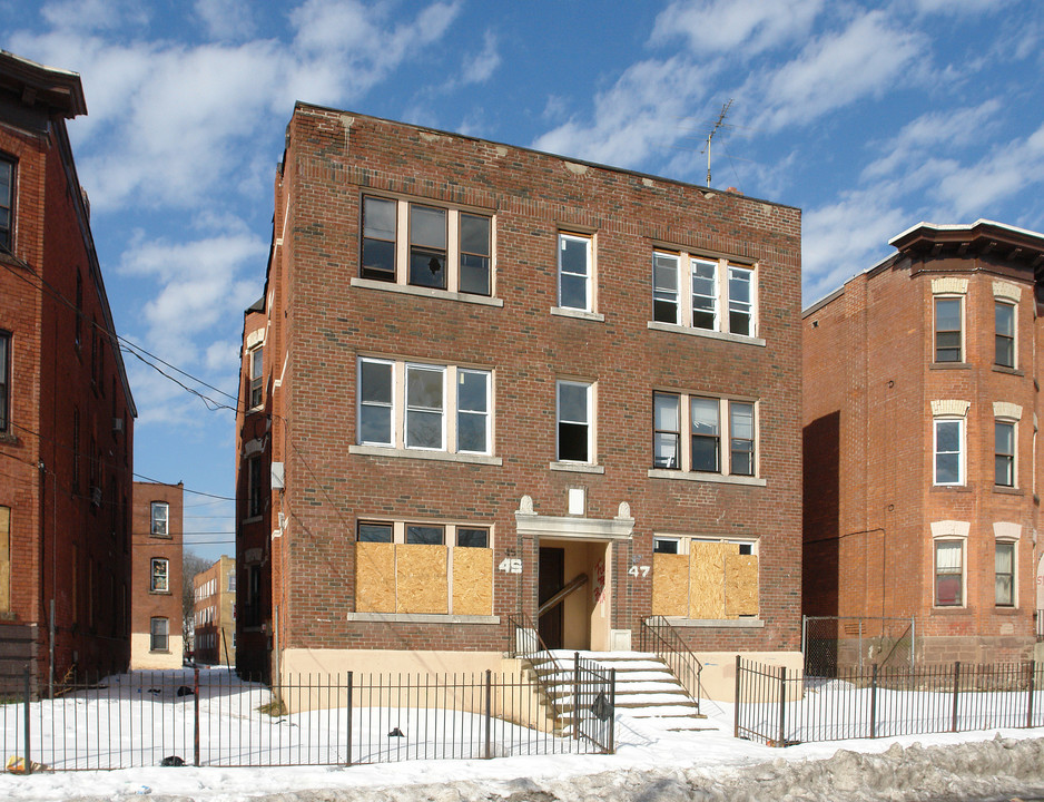 45-47 Bedford St in Hartford, CT - Building Photo