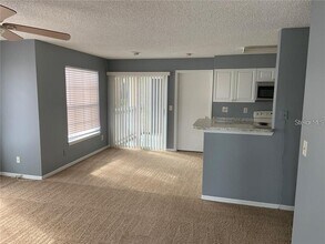 1055 S Hiawassee Rd in Orlando, FL - Building Photo - Building Photo