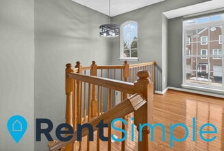 25201 Dunvegan Square in Chantilly, VA - Building Photo - Building Photo