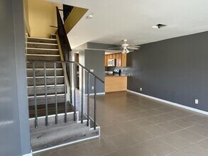 512 SE 43rd St in Cape Coral, FL - Building Photo - Building Photo