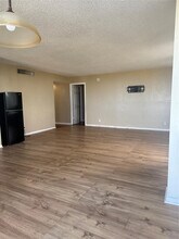 4222 Inverrary Blvd in Lauderhill, FL - Building Photo - Building Photo