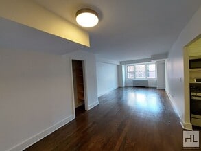 EAST 63 STREET, Unit 12C in New York, NY - Building Photo - Building Photo