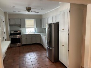 56 Nassau Blvd in Garden City, NY - Building Photo - Building Photo