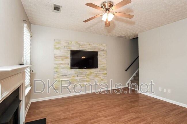 4049 Hill Station Ct in Sugar Hill, GA - Building Photo - Building Photo