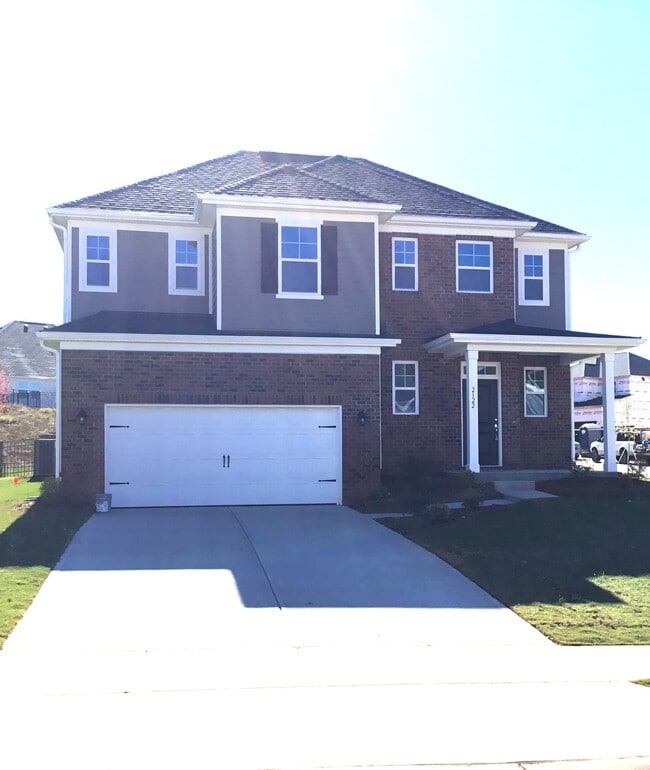 property at 2122 Laurel Vlg Cir