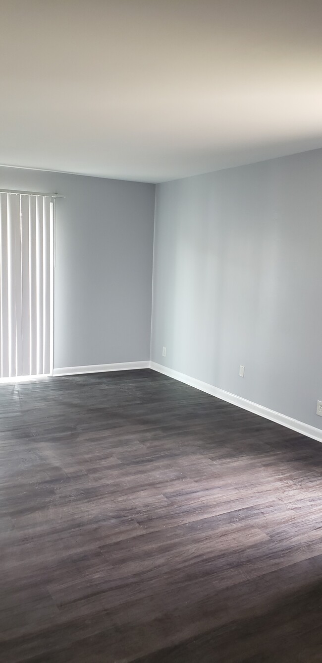 property at 370 Wallace Rd