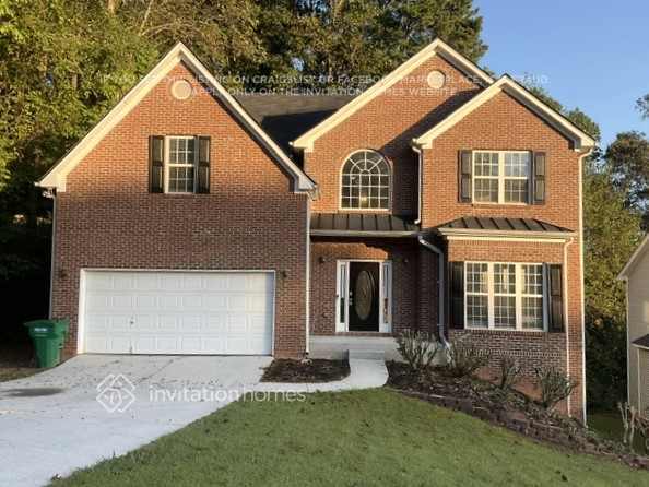 property at 4033 Rivermeade Dr SW