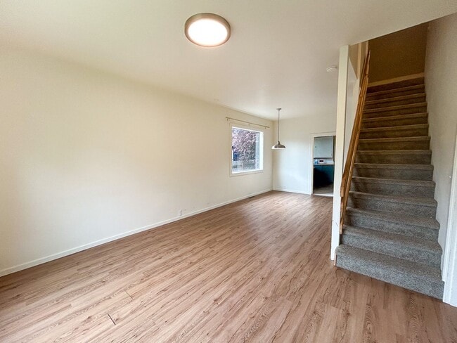 351 19th St SE in Salem, OR - Building Photo - Building Photo