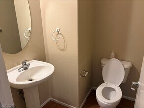 11709 Royal Derwent Dr in Las Vegas, NV - Building Photo - Building Photo