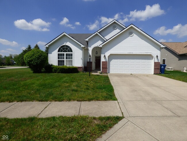 property at 5882 Hollow Oak Trail