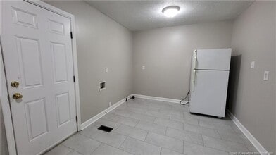 555 W 18th St in Lumberton, NC - Building Photo - Building Photo