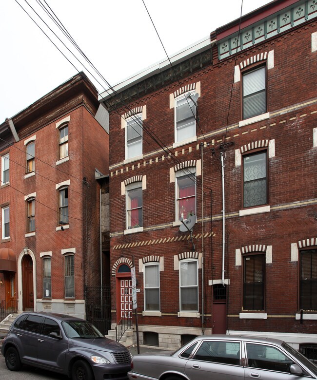 1344-1348 Ellsworth St in Philadelphia, PA - Building Photo - Building Photo