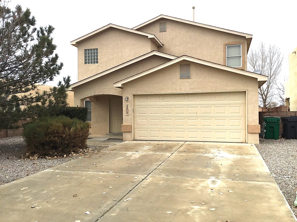 3309 Zia St NE in Rio Rancho, NM - Building Photo