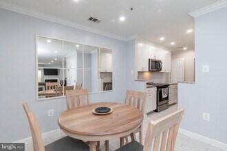 255 S Pickett St in Alexandria, VA - Building Photo - Building Photo