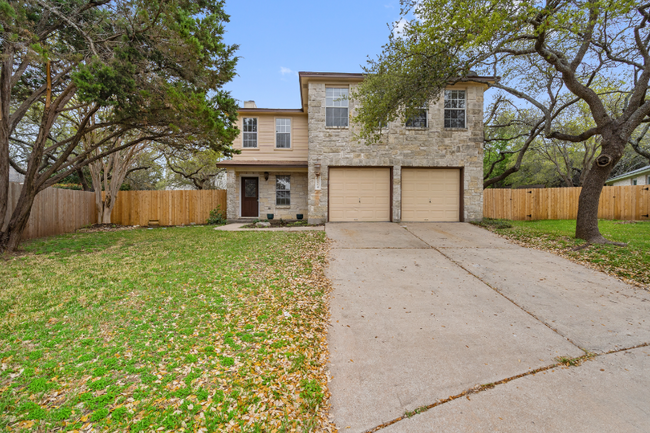 property at 2004 Carriage Hills Trail