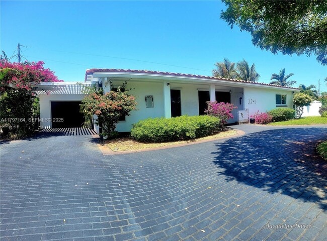 property at 2241 NE 38th St