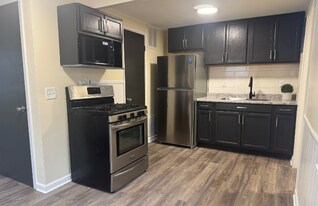 2838 Cromwell Dr in Lorain, OH - Building Photo