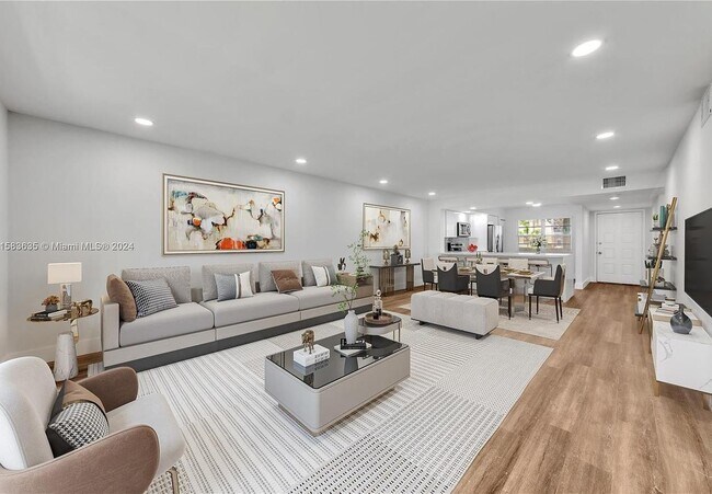 5085 SW 37th St in West Park, FL - Building Photo - Building Photo