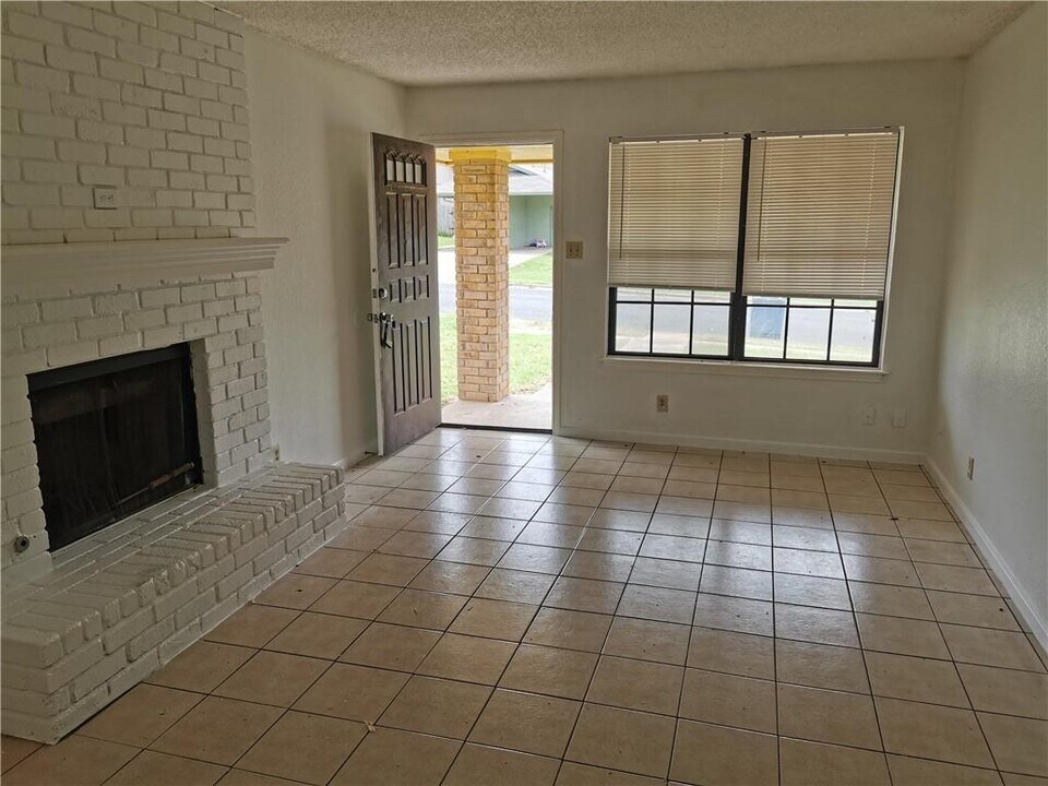 9604 Night Star Dr Photo