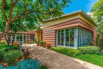 16 Compass in Aliso Viejo, CA - Building Photo - Building Photo
