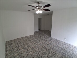 4130 SW 24th Ct in Fort Lauderdale, FL - Building Photo - Building Photo