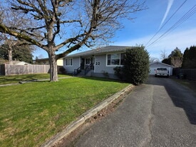 9766 Feniak St in Chilliwack, BC - Building Photo