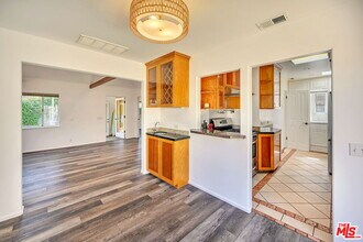 655 Brooks Ave in Los Angeles, CA - Building Photo - Building Photo