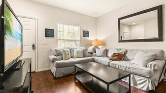 5354 Diplomat Ct in Kissimmee, FL - Building Photo