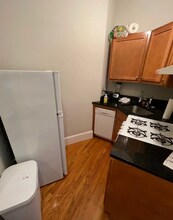 49 Hemenway St, Unit 29 in Boston, MA - Foto de edificio - Building Photo