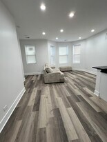 3626 W Grenshaw St, Unit 1 in Chicago, IL - Building Photo