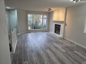840-113A 113a St NW in Edmonton, AB - Building Photo - Building Photo