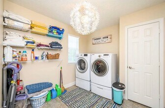 617 Champion Ridge Dr in Daytona Beach, FL - Building Photo - Building Photo