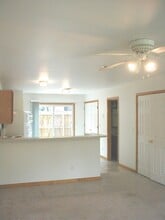 921 E Grand Ave in Carbondale, IL - Building Photo - Building Photo