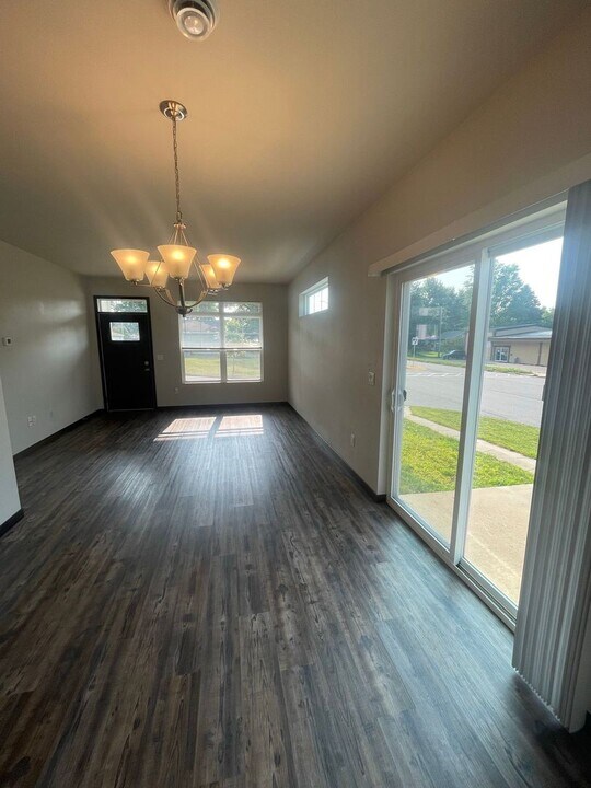 516-518 W Thomas St in Wausau, WI - Building Photo