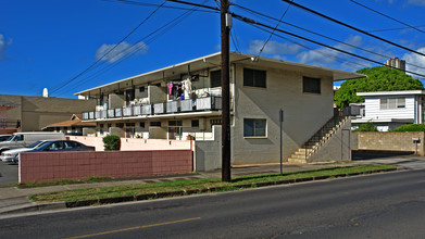 1715 Young St in Honolulu, HI - Building Photo - Building Photo