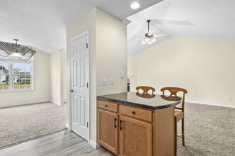 2820 Wordsworth Dr in Springfield, IL - Building Photo - Building Photo