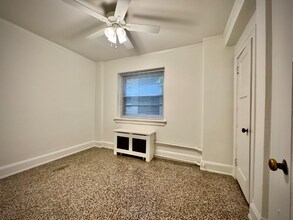 1104 N Marshall St in Milwaukee, WI - Building Photo - Building Photo